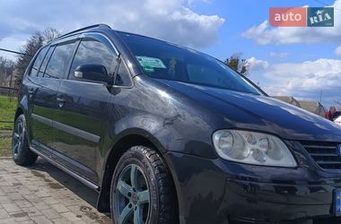 Минивэн Volkswagen Touran 2003 в Харькове