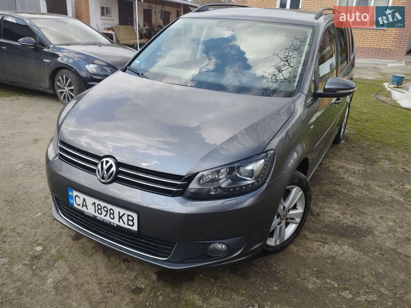 Volkswagen Touran 2012