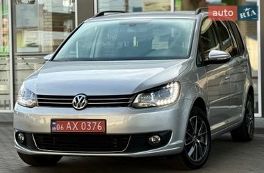 Минивэн Volkswagen Touran 2015 в Житомире