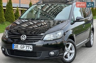 Мінівен Volkswagen Touran 2014 в Житомирі