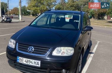 Минивэн Volkswagen Touran 2003 в Вознесенске