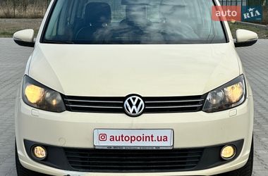 Минивэн Volkswagen Touran 2015 в Белогородке