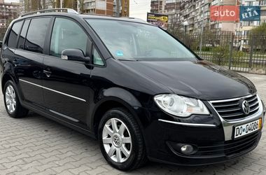 Мінівен Volkswagen Touran 2009 в Києві