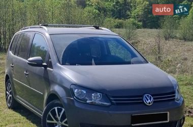 Мінівен Volkswagen Touran 2012 в Ужгороді