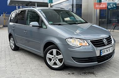 Минивэн Volkswagen Touran 2008 в Хмельницком