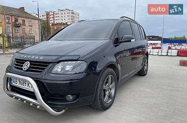 Мінівен Volkswagen Touran 2004 в Вінниці