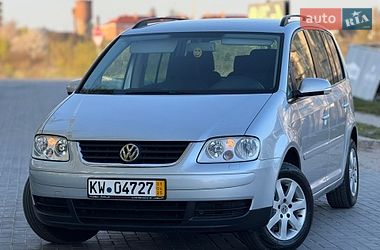 Минивэн Volkswagen Touran 2006 в Золочеве
