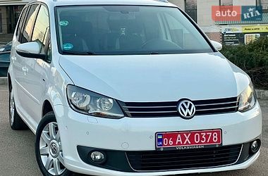 Минивэн Volkswagen Touran 2014 в Житомире