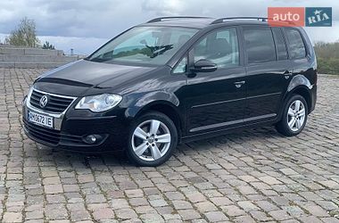 Минивэн Volkswagen Touran 2009 в Житомире