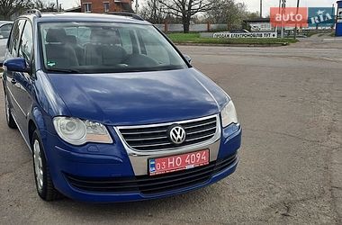Минивэн Volkswagen Touran 2008 в Полтаве