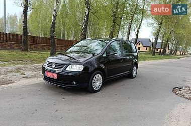Мінівен Volkswagen Touran 2005 в Любешові