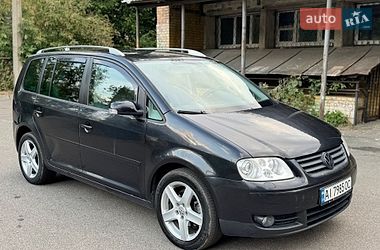 Минивэн Volkswagen Touran 2006 в Киеве