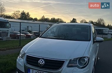 Мінівен Volkswagen Touran 2009 в Луцьку