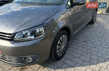 Мінівен Volkswagen Touran 2011 в Івано-Франківську