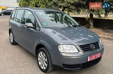 Минивэн Volkswagen Touran 2005 в Вознесенске