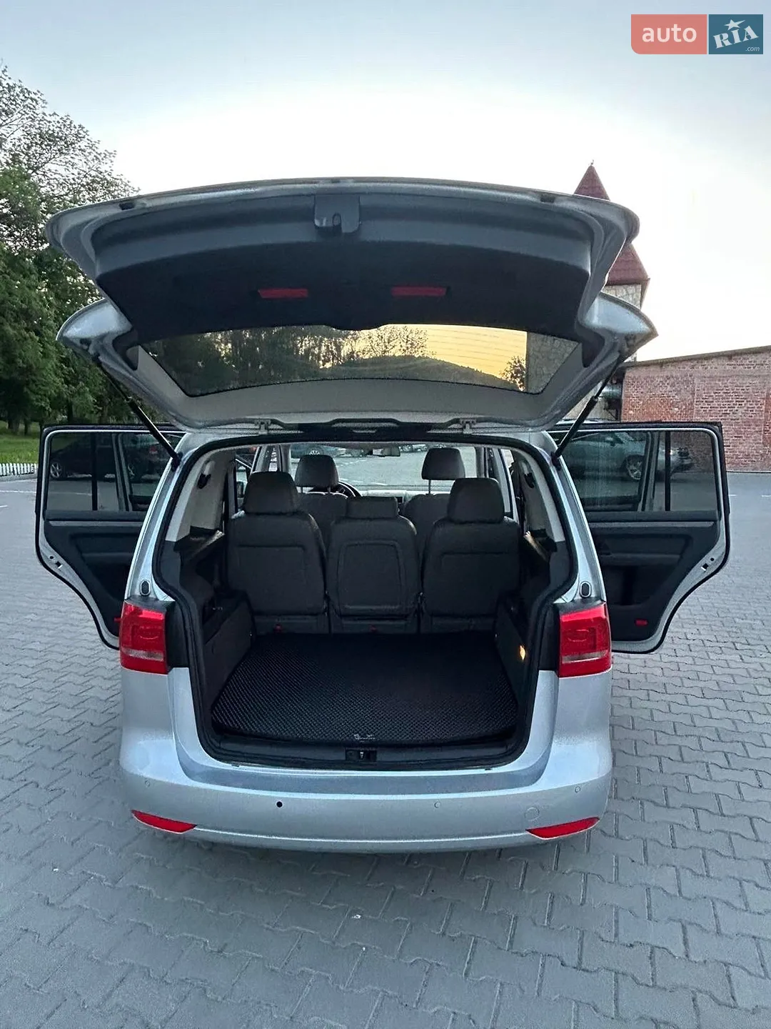 2012 Volkswagen Touran - мініатюра 17