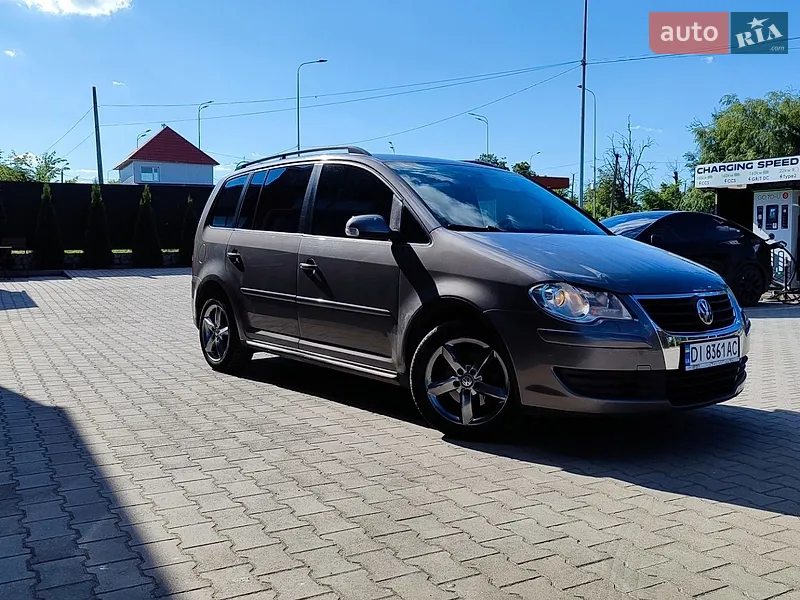 Volkswagen Touran