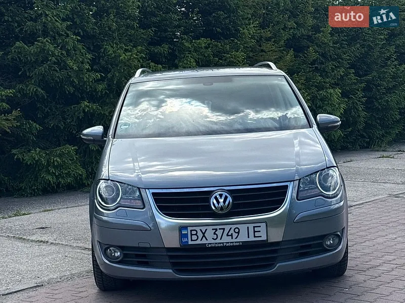 Volkswagen Touran 2009 VIN WVGZZZ1TZAW040023 фото оголошення 2 з 76