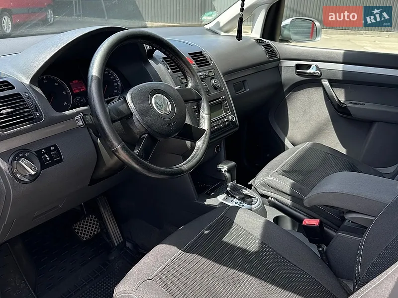 Volkswagen Touran 2004 VIN WVGZZZ1TZ5W062622 фото оголошення 5 з 46