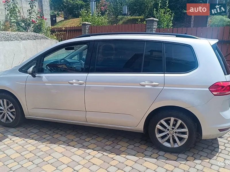 Volkswagen Touran 2019