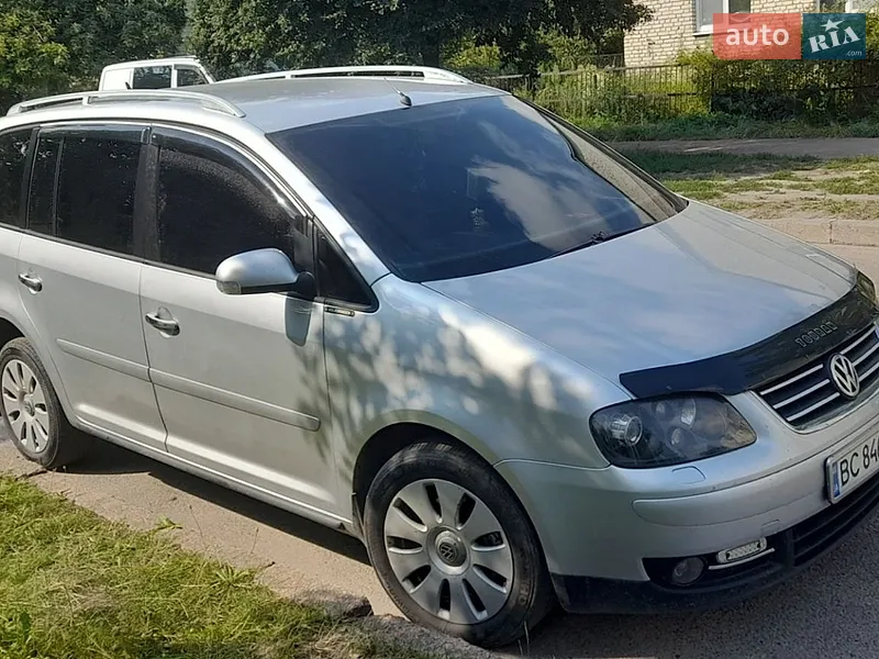 Volkswagen Touran