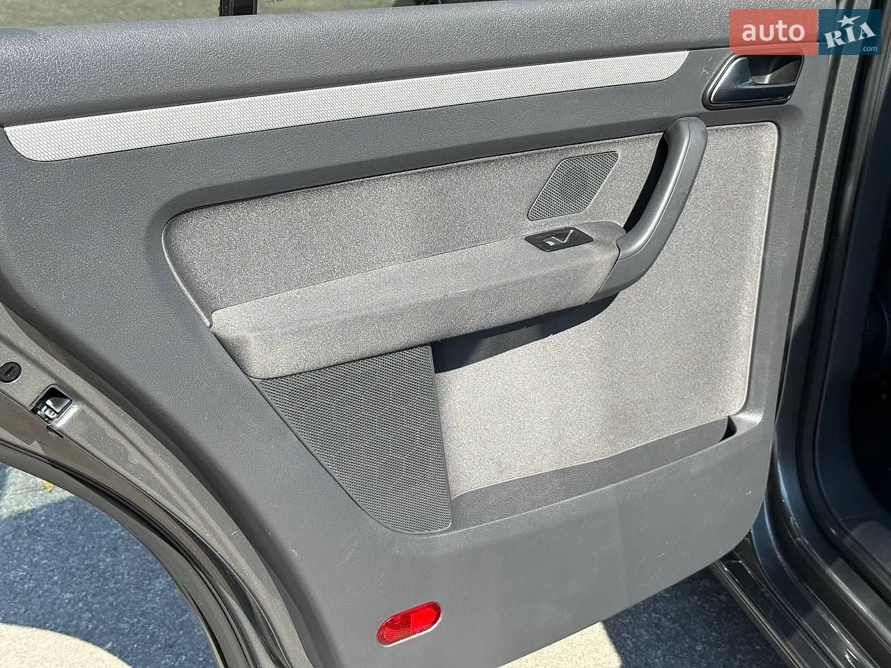 2012 Volkswagen Touran - мініатюра 38