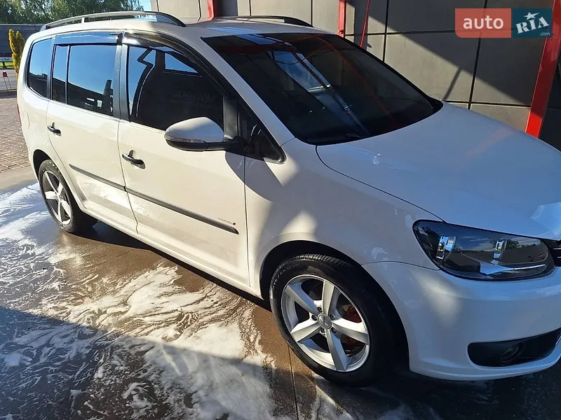 Volkswagen Touran