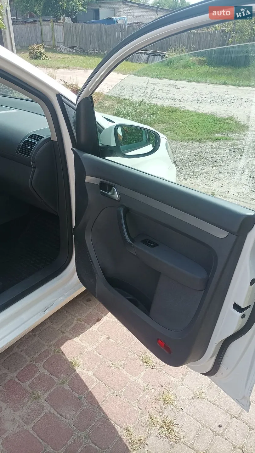 2011 Volkswagen Touran - мініатюра 17