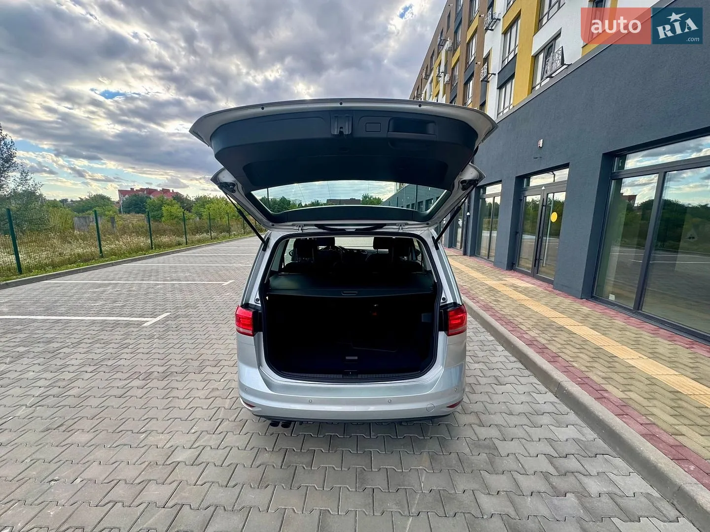 2022 Volkswagen Touran - мініатюра 15