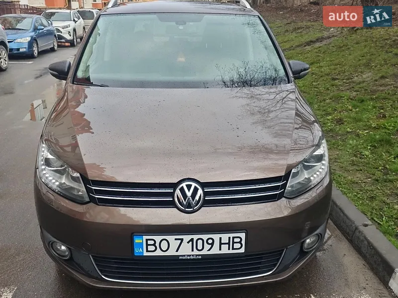 Volkswagen Touran 2012