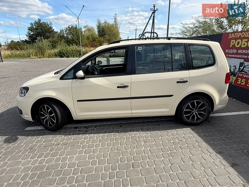 Volkswagen Touran 2013