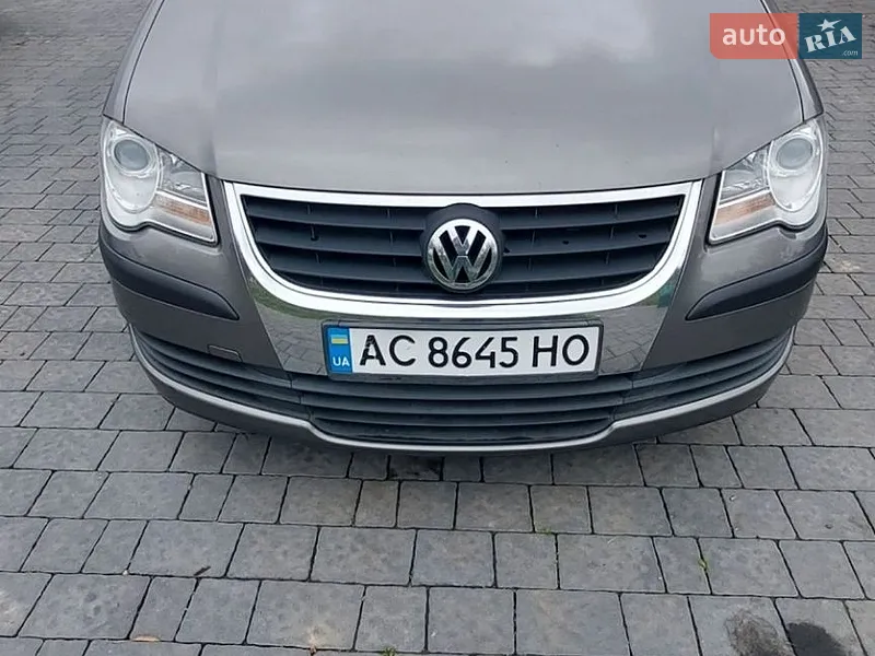 Volkswagen Touran