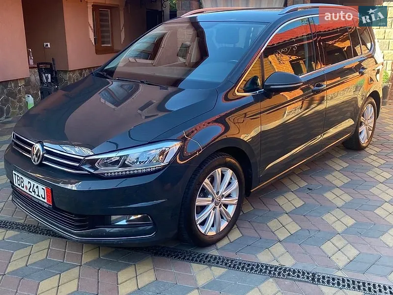 Volkswagen Touran