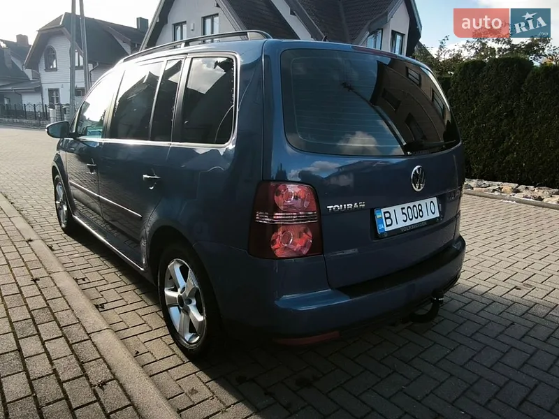 Volkswagen Touran