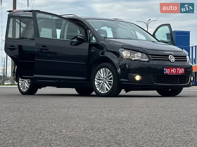 Volkswagen Touran