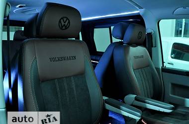 Минивэн Volkswagen Transporter 2010 в Киеве