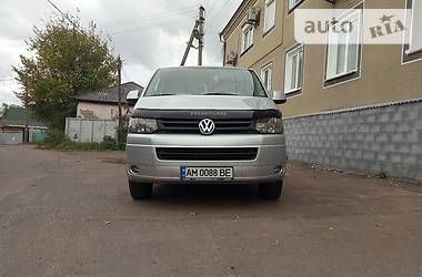 Грузопассажирский фургон Volkswagen Transporter 2012 в Коростене