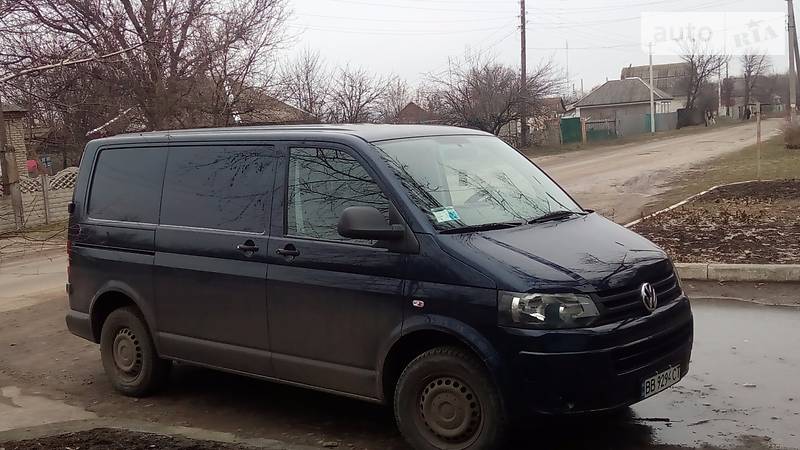 Вантажопасажирський фургон Volkswagen Transporter 2012 в Сєверодонецьку