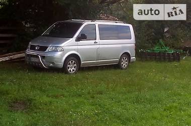 Грузопассажирский фургон Volkswagen Transporter 2005 в Житомире