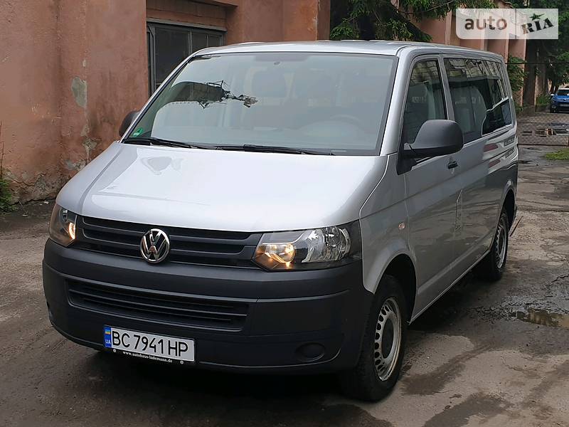 Мінівен Volkswagen Transporter 2015 в 