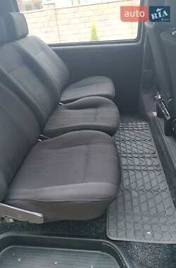 Мінівен Volkswagen Transporter 2001 в 