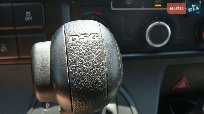 Минивэн Volkswagen Transporter 2015 в Николаеве