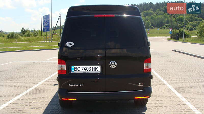 Минивэн Volkswagen Transporter 2015 в Николаеве