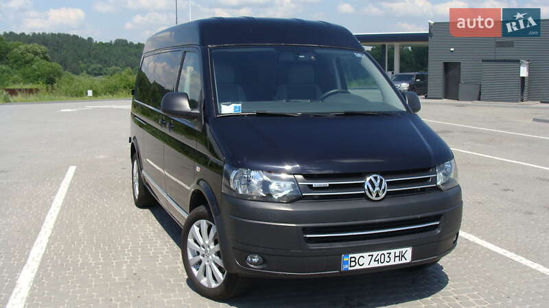 Минивэн Volkswagen Transporter 2015 в Николаеве