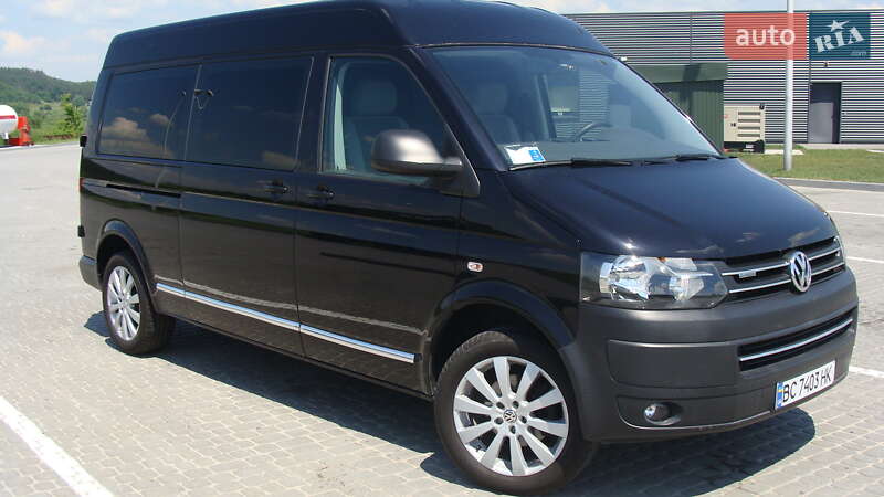 Минивэн Volkswagen Transporter 2015 в Николаеве