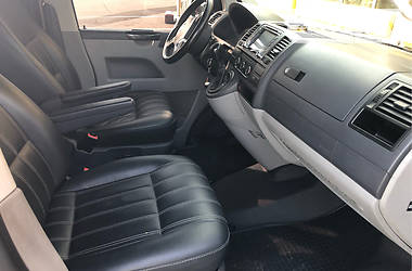  Volkswagen Transporter 2011 в 