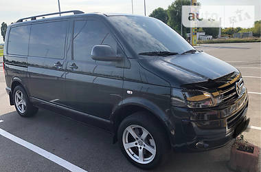  Volkswagen Transporter 2011 в 