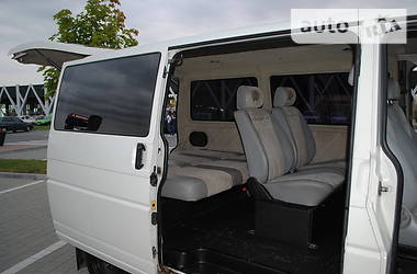 Вантажопасажирський фургон Volkswagen Transporter 1998 в 