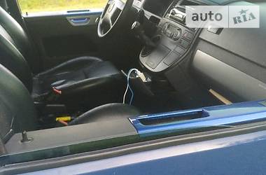  Volkswagen Transporter 2005 в 