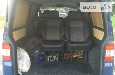  Volkswagen Transporter 2005 в 